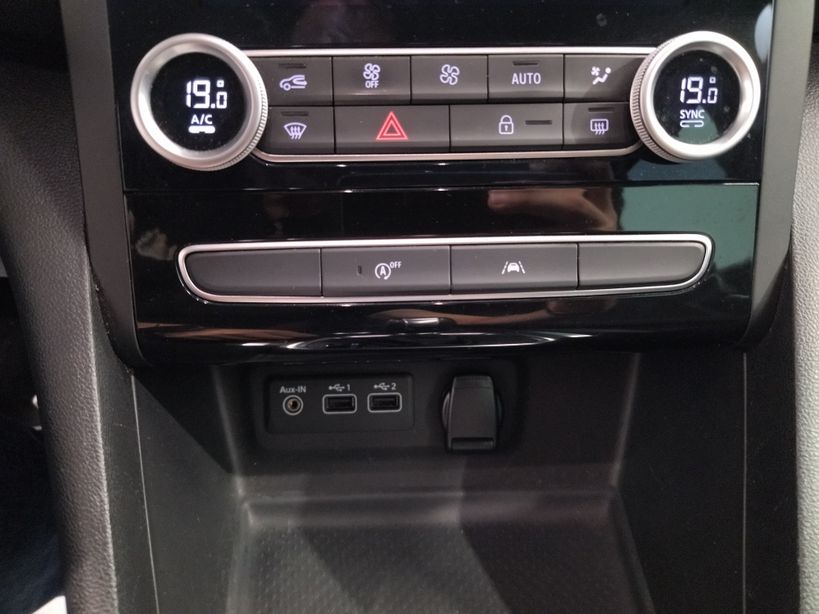 RENAULT MEGANE IV ESTATE 2022 - Photo n°20