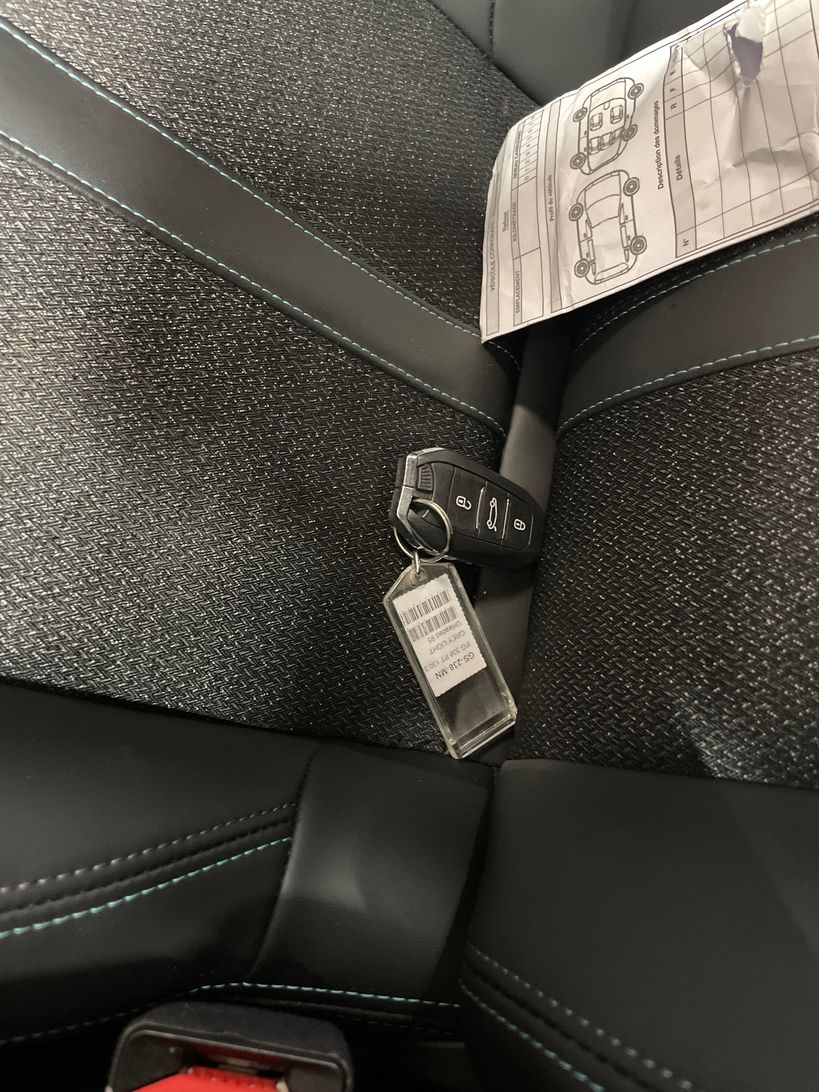 PEUGEOT 308 2023 - Photo n°14