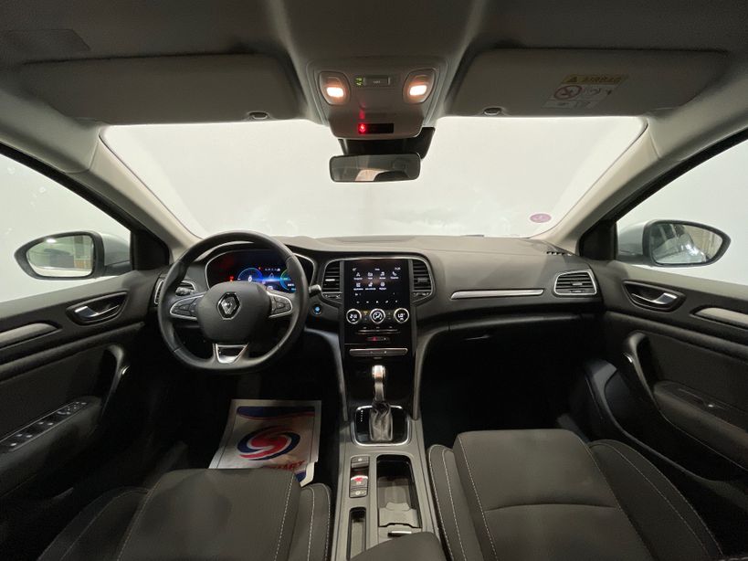 RENAULT MEGANE IV BERLINE 2021 - Photo n°30