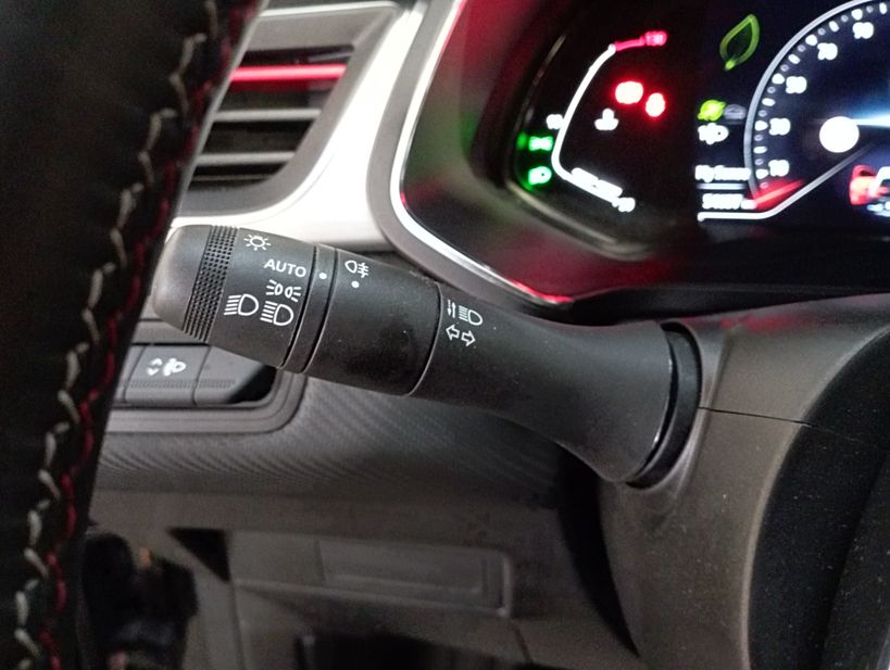 RENAULT CAPTUR 2021 - Photo n°32