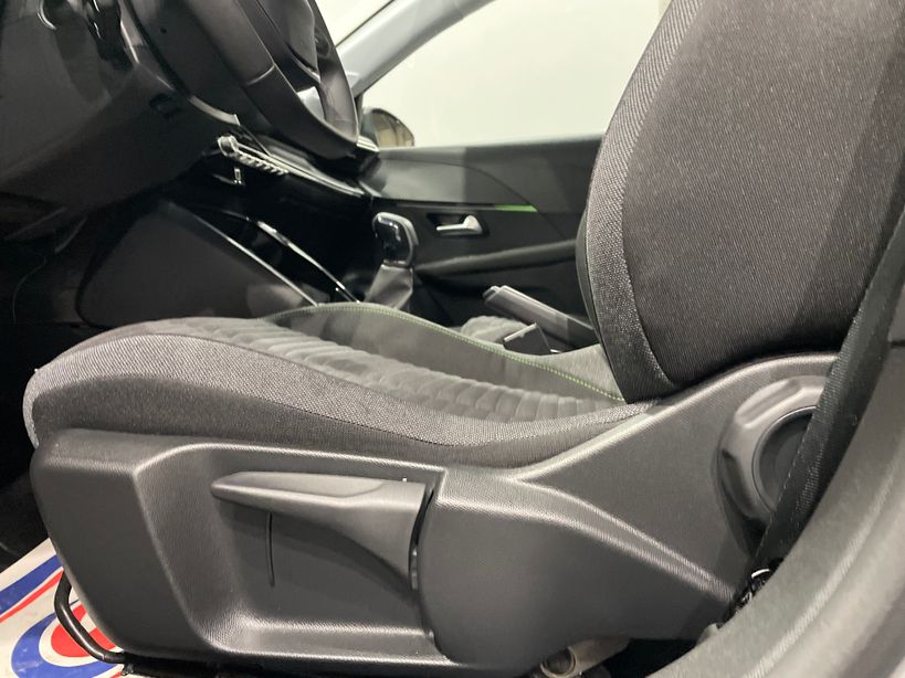 PEUGEOT 208 2024 - Photo n°35