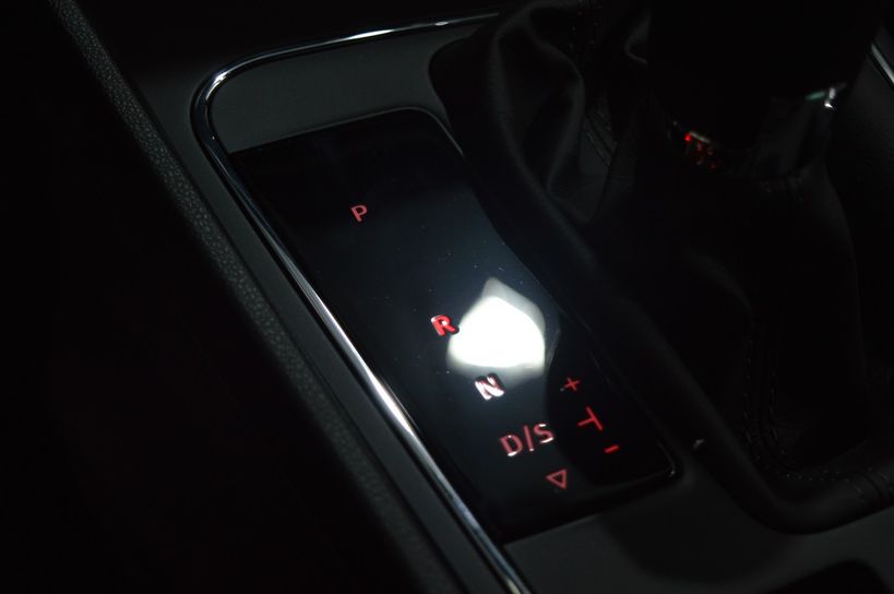 SEAT LEON 2019 - Photo n°19