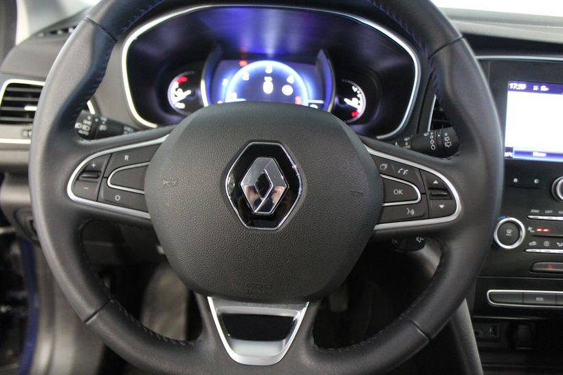 RENAULT MEGANE IV ESTATE 2017 - Photo n°16