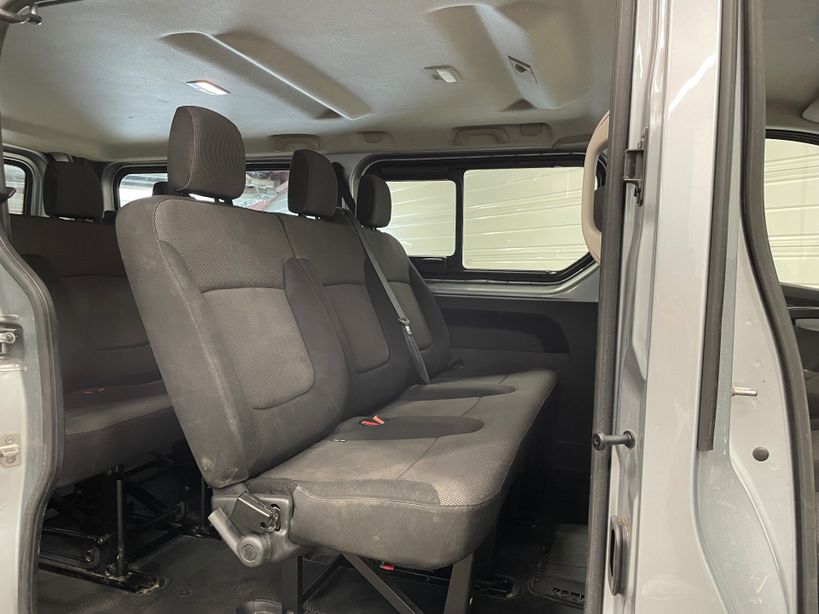 RENAULT TRAFIC 2022 - Photo n°11