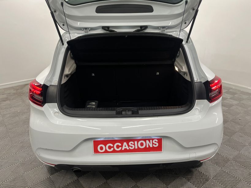RENAULT CLIO V 2021 - Photo n°9
