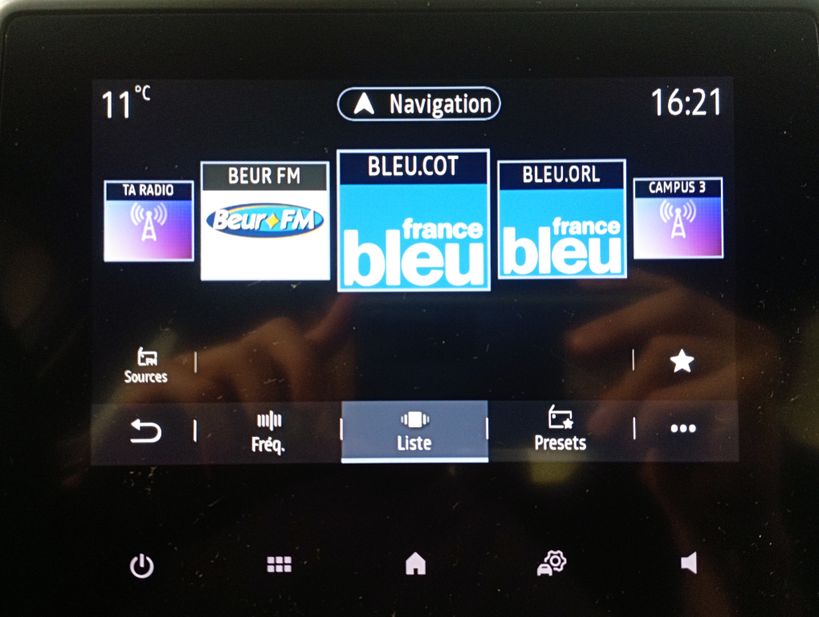 RENAULT CLIO V 2021 - Photo n°19