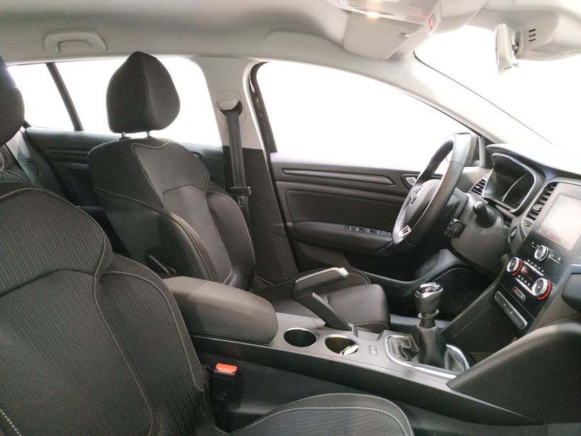 RENAULT MEGANE IV ESTATE BUSINESS 2020 - Photo n°11