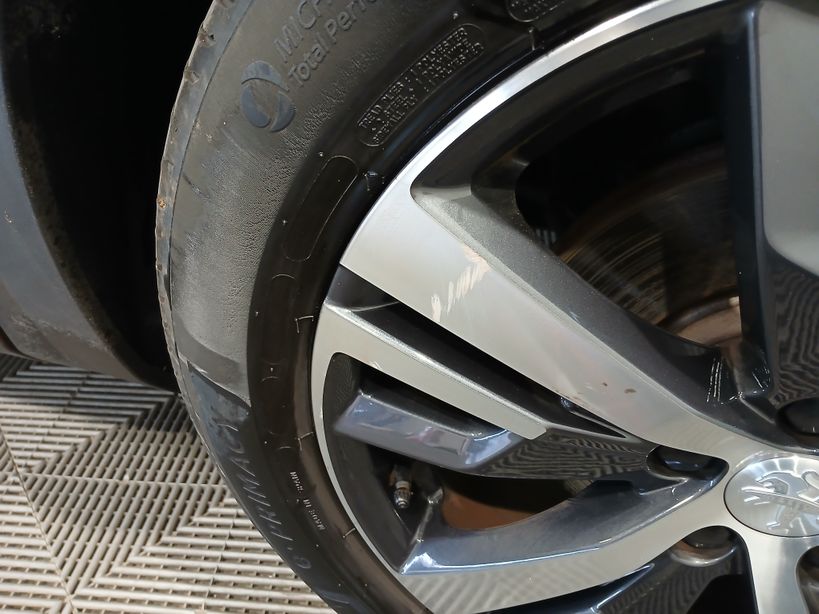 PEUGEOT 5008 2023 - Photo n°3
