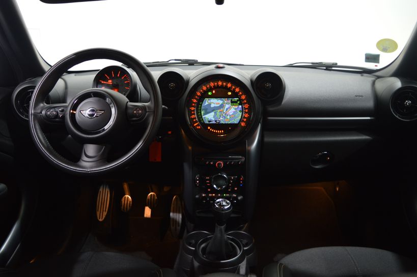 MINI MINI COUNTRYMAN R60 2015 - Photo n°5