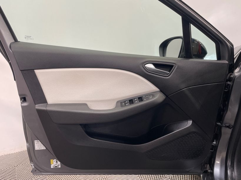 RENAULT CLIO V 2023 - Photo n°34