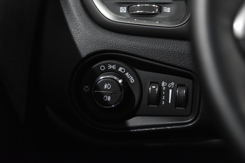 JEEP RENEGADE 2019 - Photo n°29