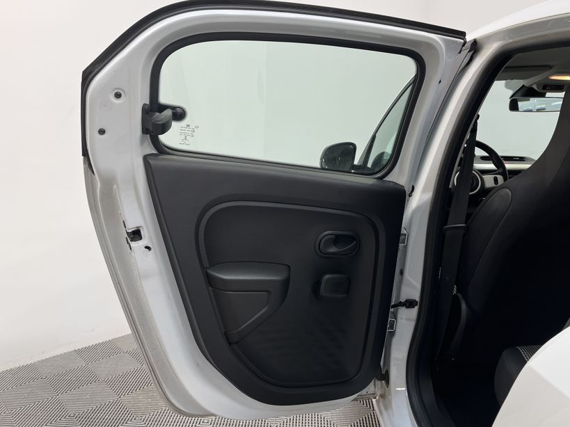 RENAULT TWINGO III 2020 - Photo n°31