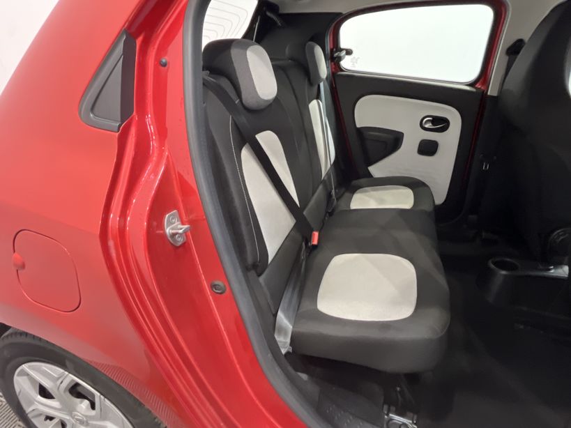 RENAULT TWINGO III 2021 - Photo n°38