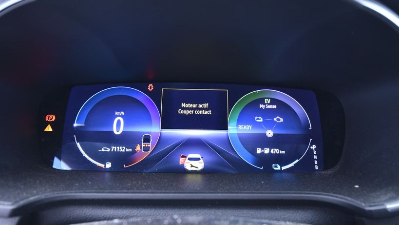 RENAULT MEGANE IV BERLINE 2021 - Photo n°12