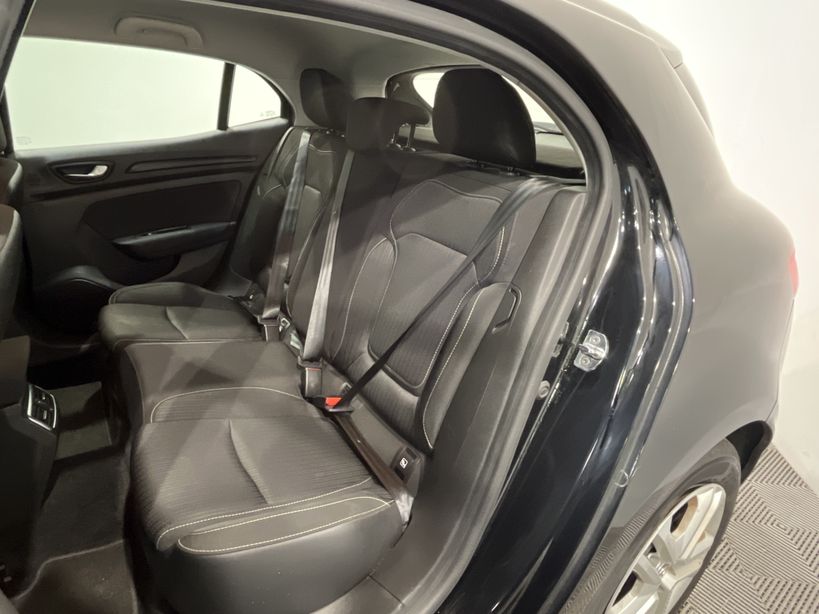 RENAULT MEGANE IV BERLINE BUSINESS 2020 - Photo n°8