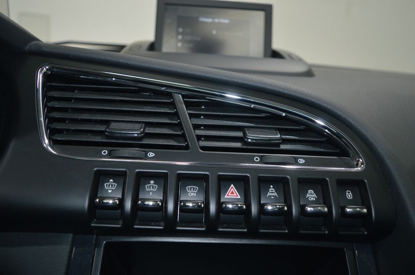 PEUGEOT 3008 2014 - Photo n°16