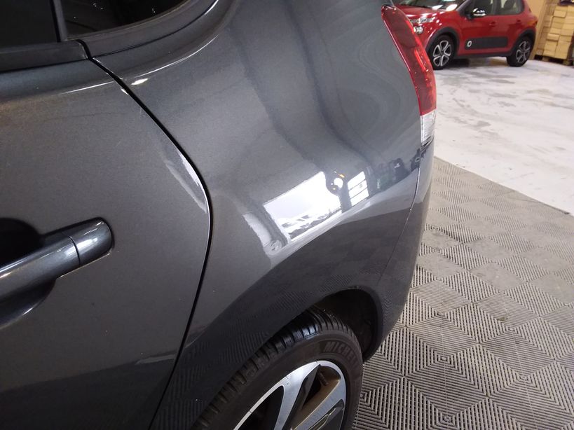 PEUGEOT 3008 2015 - Photo n°2