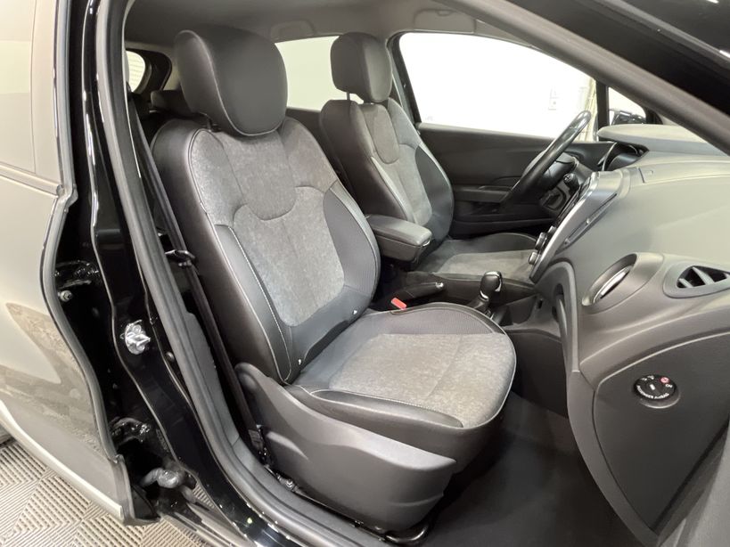 RENAULT CAPTUR 2018 - Photo n°42