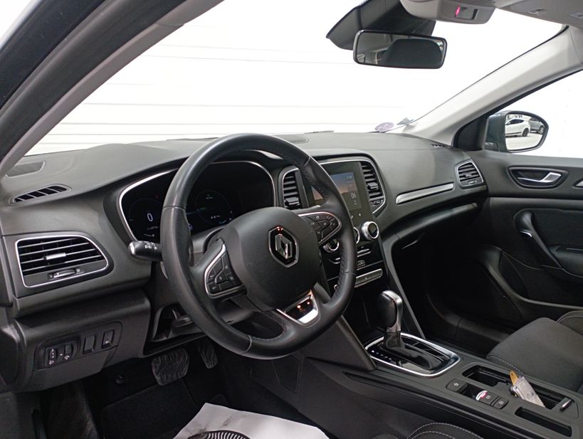 RENAULT MEGANE IV ESTATE 2021 - Photo n°10