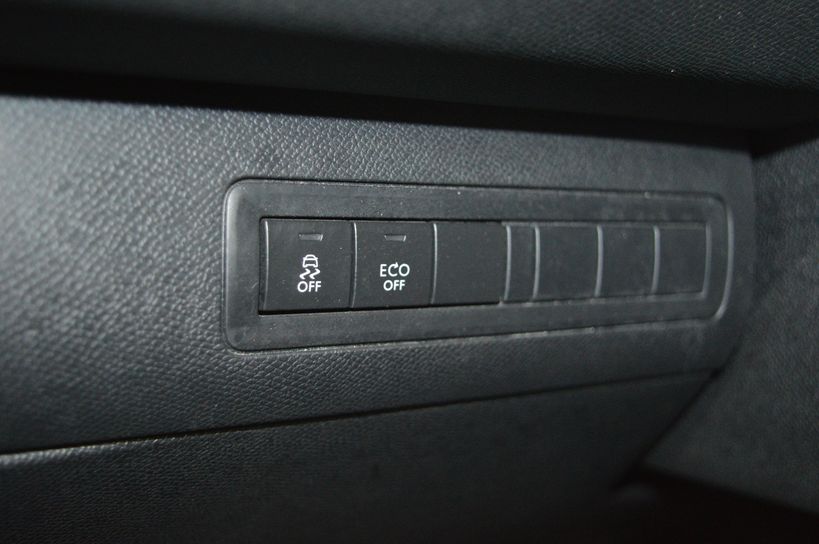 PEUGEOT 308 2015 - Photo n°30