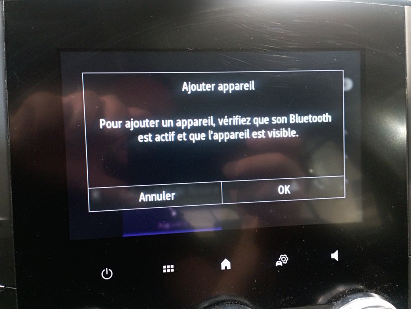 RENAULT MEGANE IV BERLINE 2021 - Photo n°19