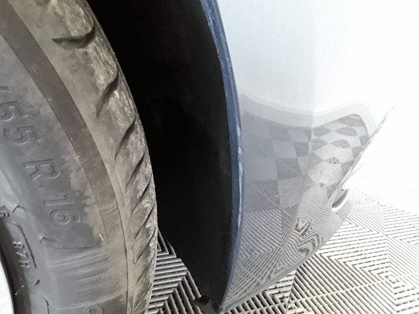 RENAULT CLIO IV ESTATE 2017 - Photo n°20