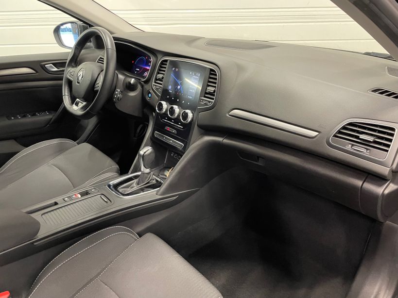 RENAULT MEGANE IV ESTATE 2021 - Photo n°9