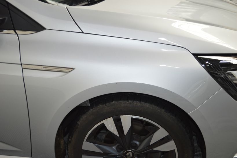 RENAULT MEGANE IV BERLINE 2019 - Photo n°5