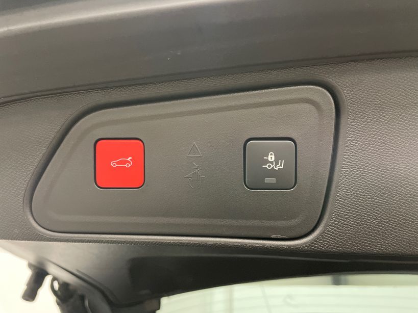 PEUGEOT 3008 2023 - Photo n°11