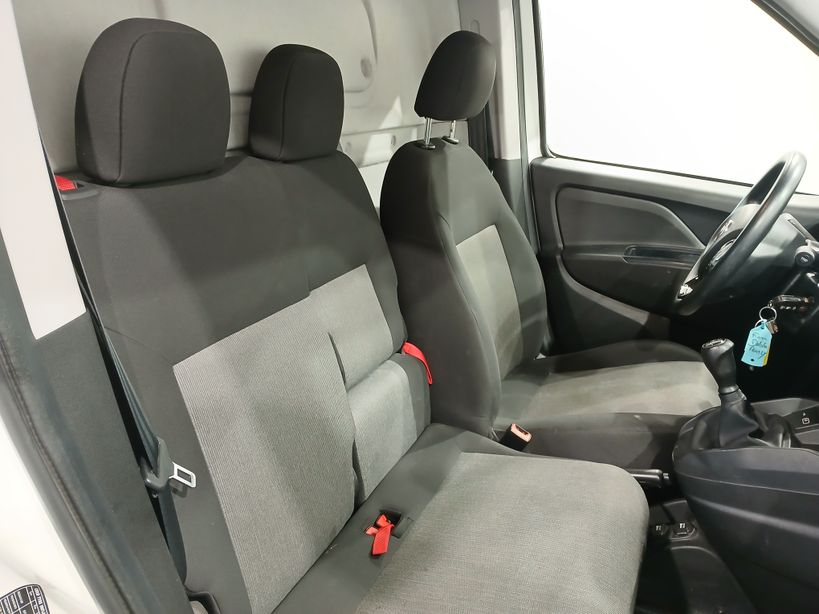 FIAT DOBLO CARGO 2020 - Photo n°13