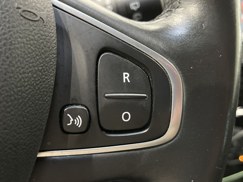 RENAULT CLIO IV 2018 - Photo n°27