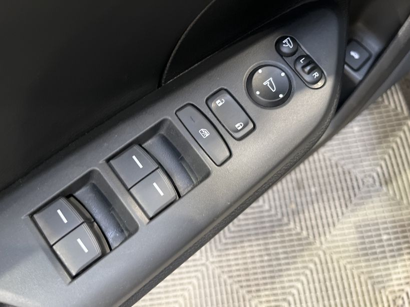 HONDA CIVIC 4 PORTES 2018 2019 - Photo n°35
