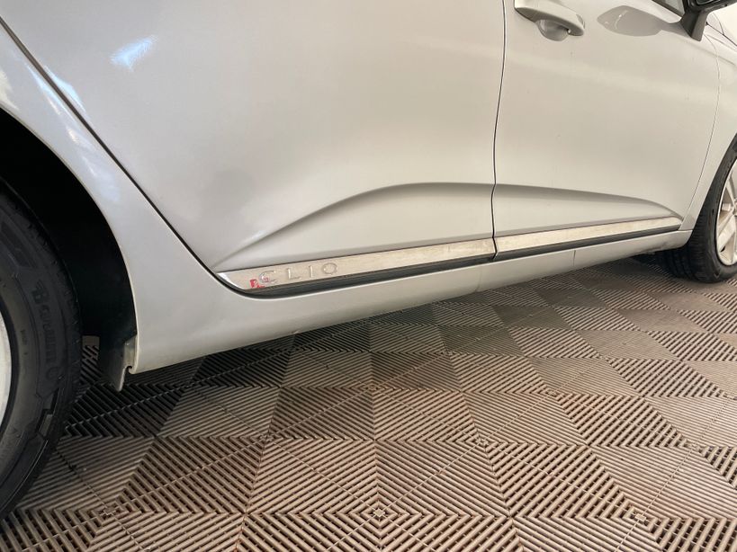 RENAULT CLIO V 2021 - Photo n°2