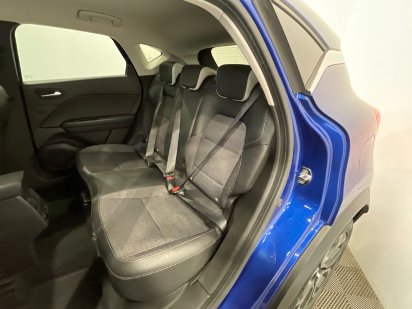 RENAULT CAPTUR 2021 - Photo n°10