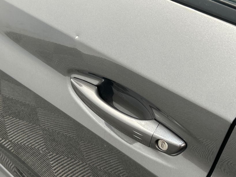 PEUGEOT 208 2023 - Photo n°7