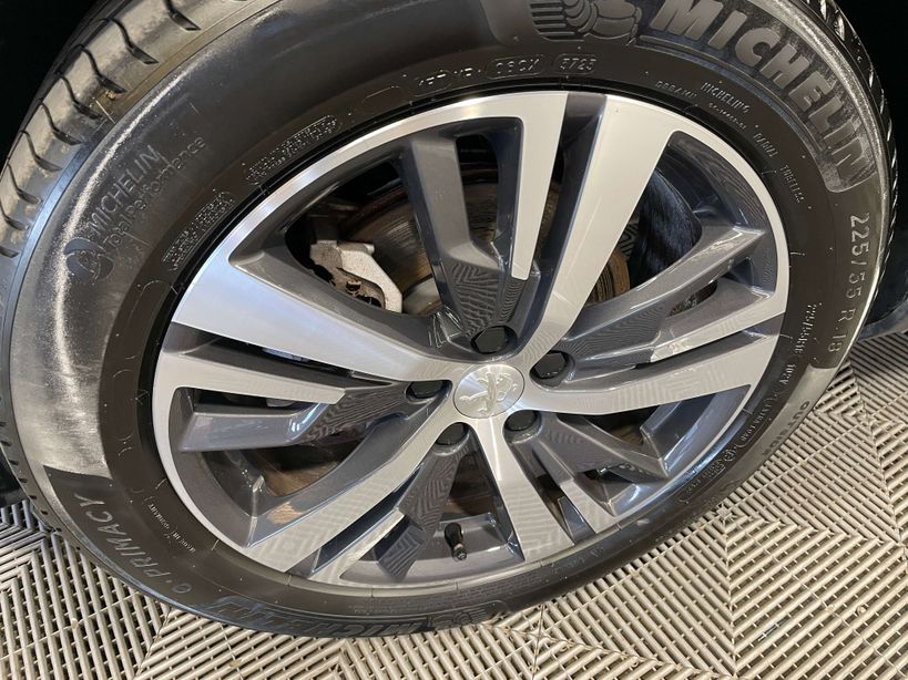 PEUGEOT 3008 2023 - Photo n°4