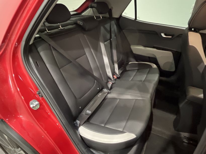 KIA STONIC 2019 - Photo n°39