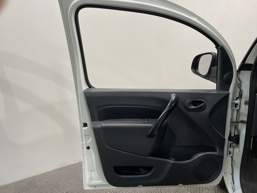 RENAULT KANGOO EXPRESS 2018 - Photo n°25