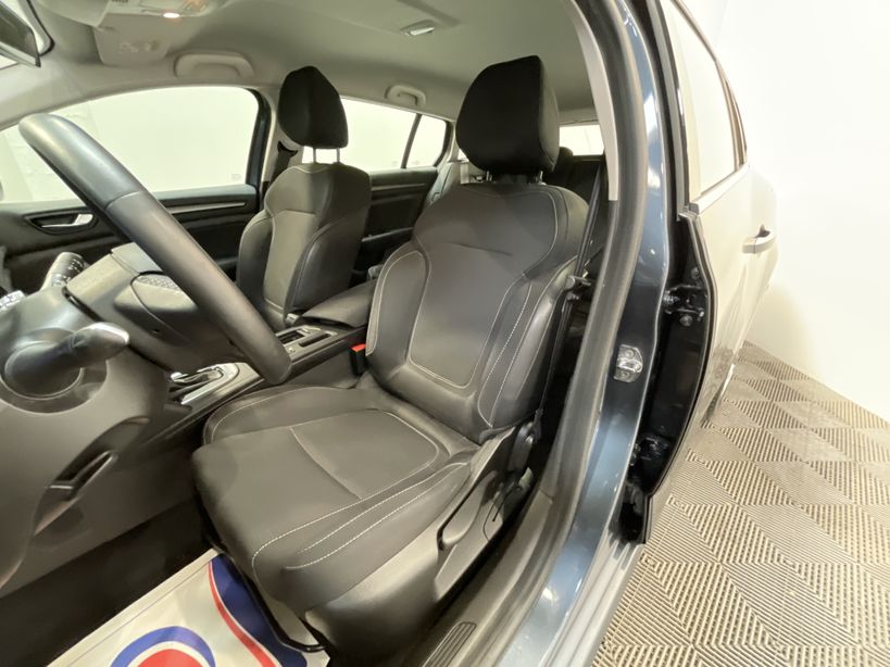 RENAULT MEGANE IV ESTATE 2021 - Photo n°9