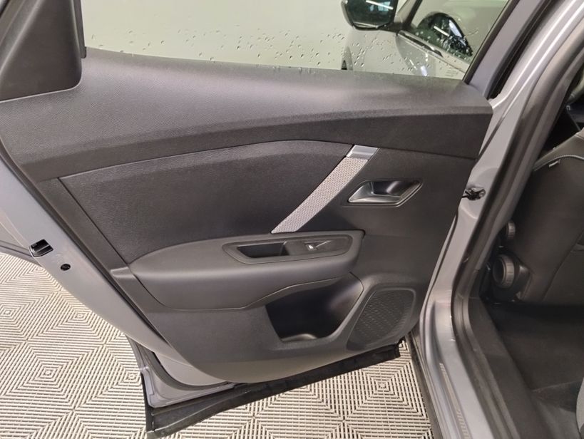 CITROEN C4 X 2023 - Photo n°11