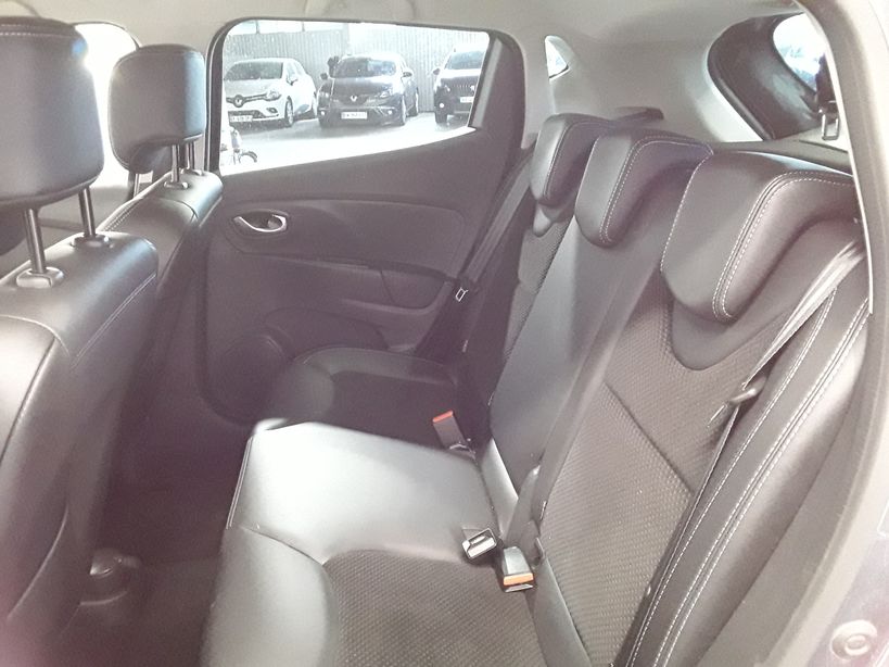 RENAULT CLIO IV 2018 - Photo n°8