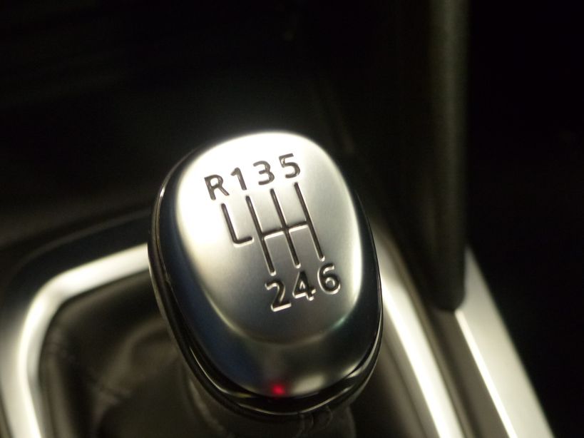 RENAULT MEGANE IV BERLINE 2021 - Photo n°19