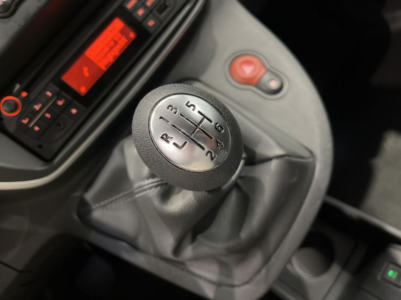 RENAULT KANGOO EXPRESS 2021 - Photo n°16