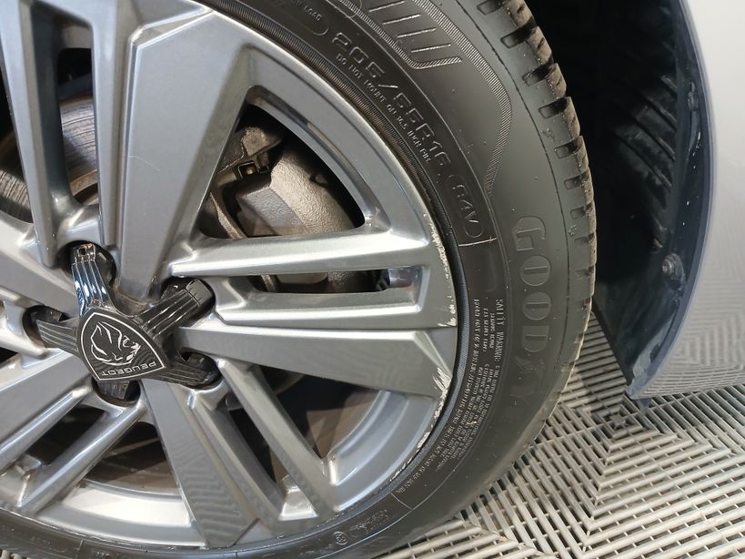 PEUGEOT 308 2024 - Photo n°3
