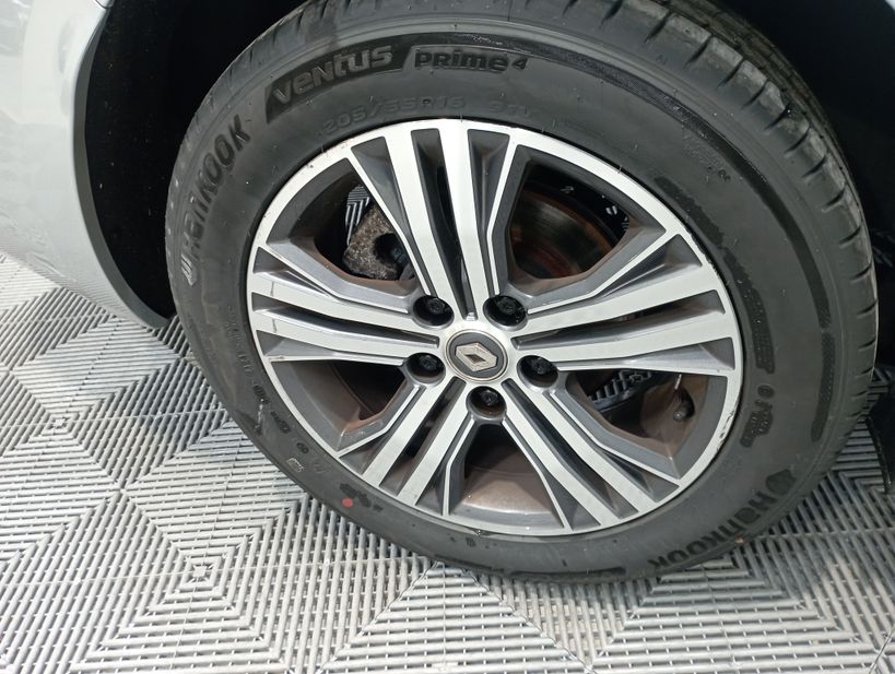 RENAULT MEGANE IV ESTATE 2021 - Photo n°13