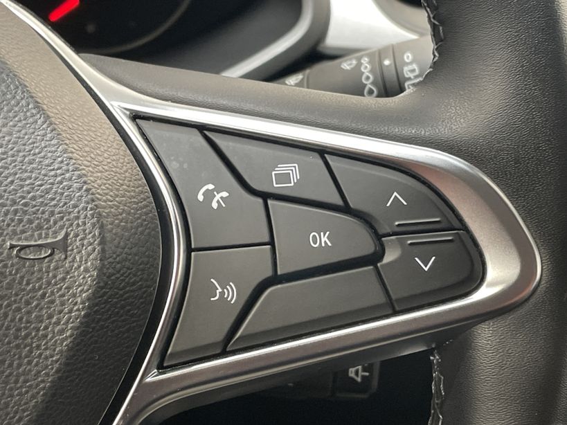 RENAULT CAPTUR 2023 - Photo n°24