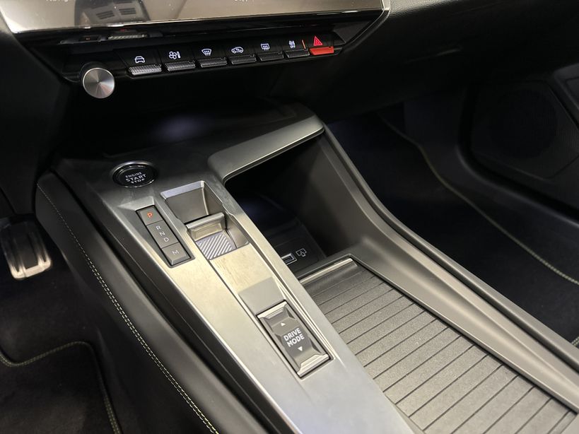 PEUGEOT 308 SW 2023 - Photo n°24
