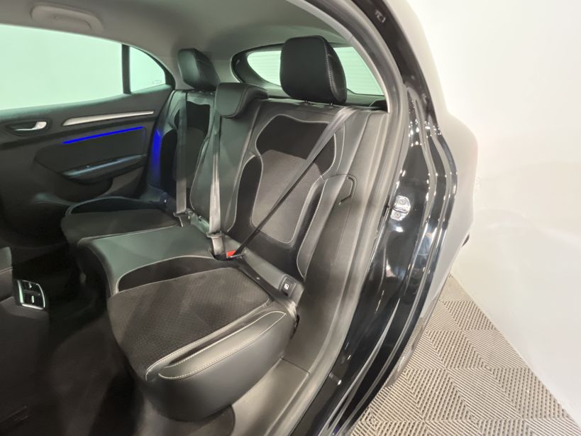 RENAULT MEGANE IV BERLINE 2020 - Photo n°10