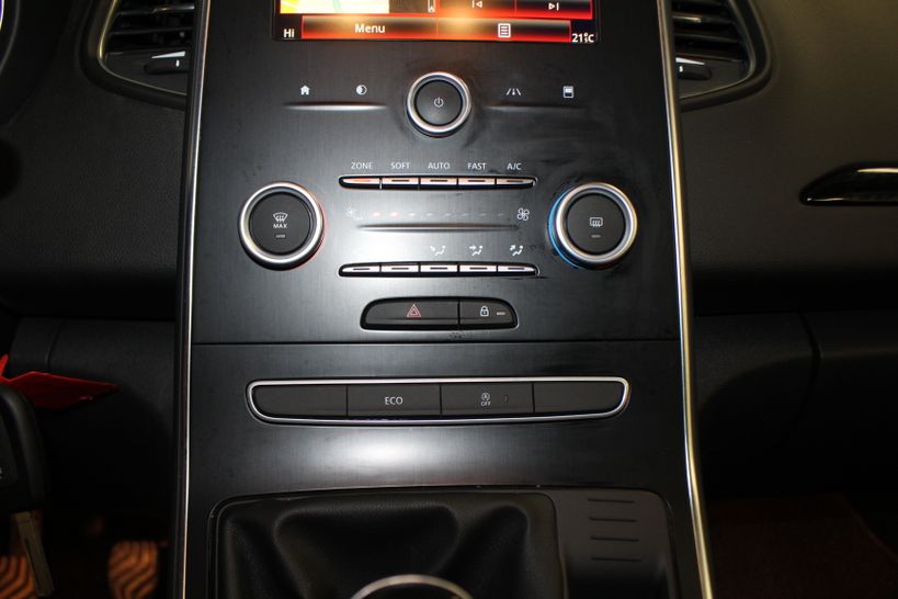 RENAULT GRAND SCENIC IV 2018 - Photo n°14
