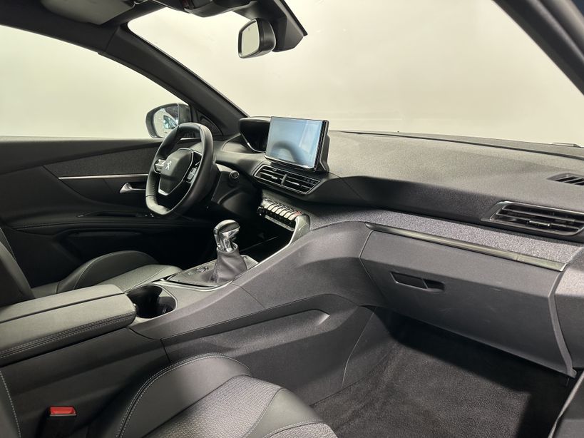 PEUGEOT 3008 2023 - Photo n°8